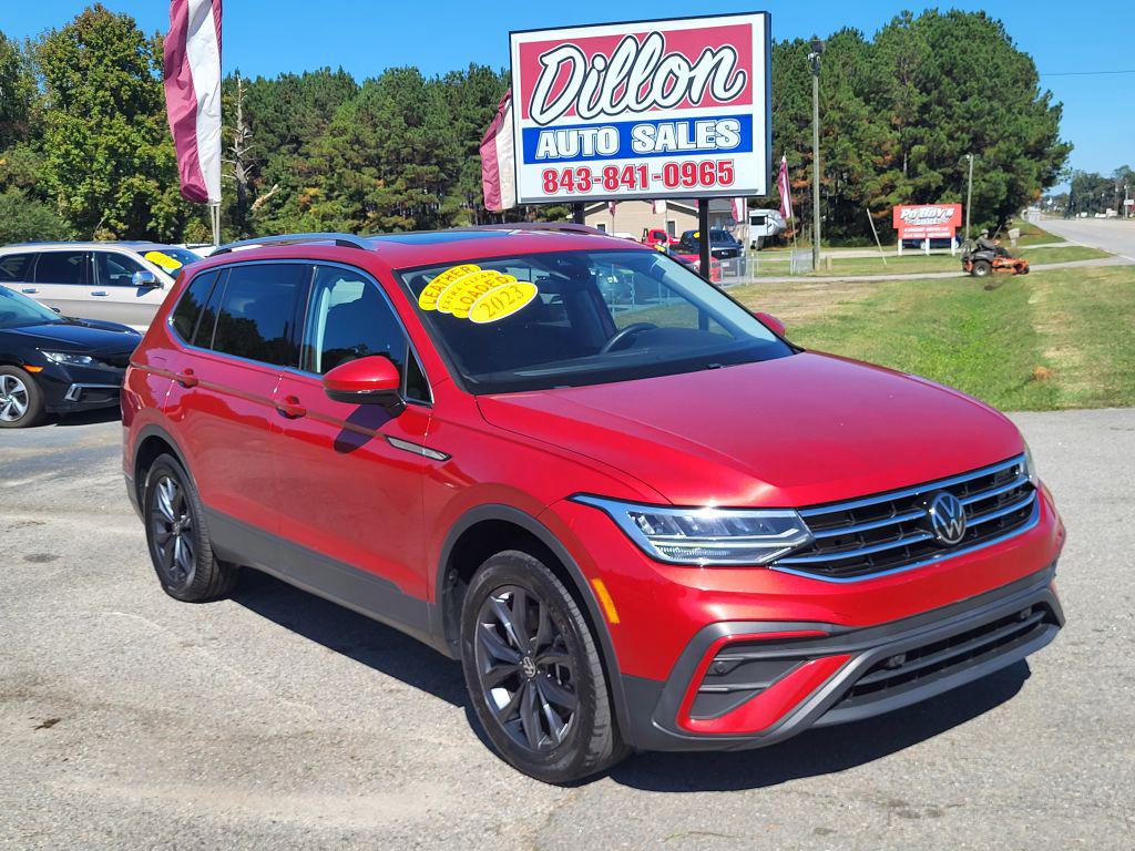 2023 Volkswagen Tiguan SE's photo