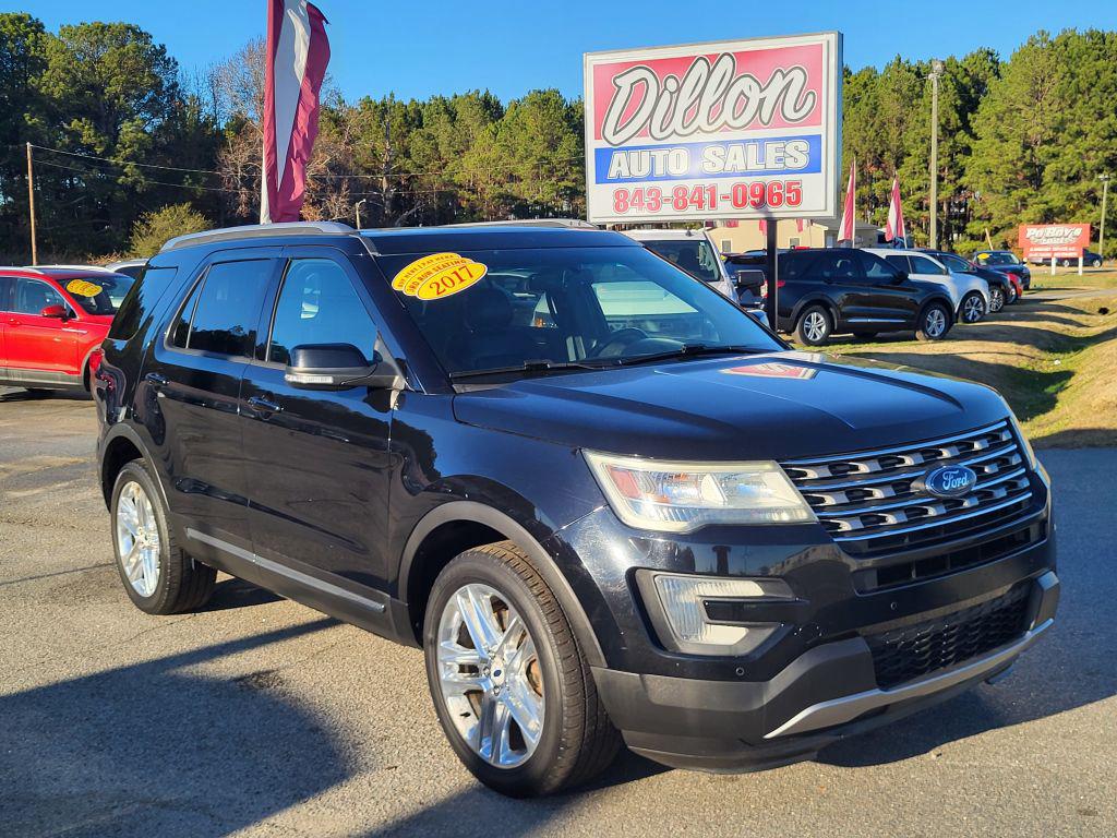 2017 Ford Explorer XLT's photo