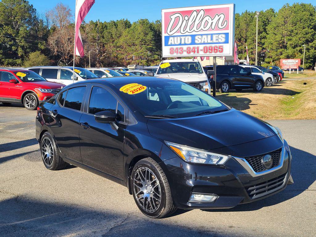 2020 Nissan Versa Sedan SR's photo