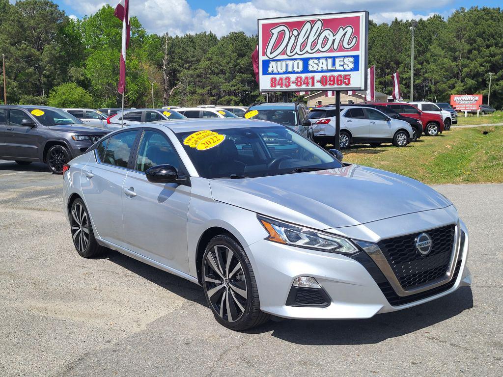 2022 Nissan Altima SR