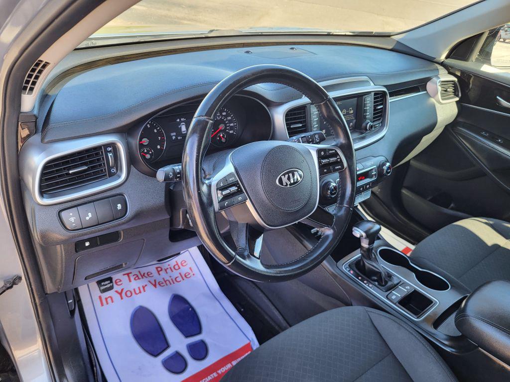Kia Sorento photo 9