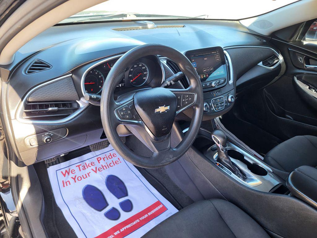Chevrolet Malibu photo 9