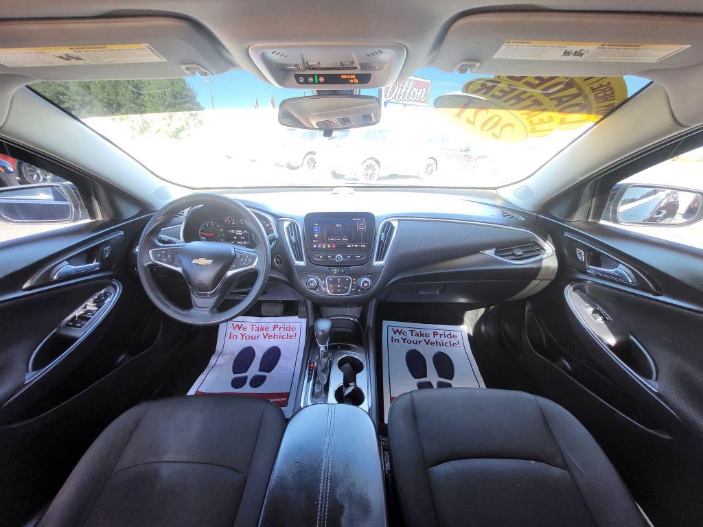 Chevrolet Malibu photo 14