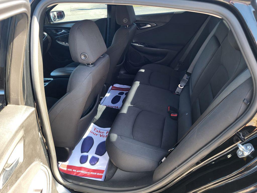 Chevrolet Malibu photo 13
