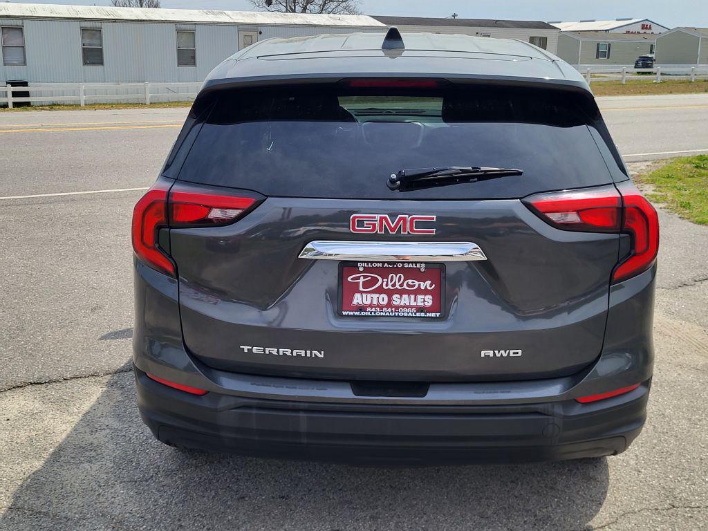 GMC Terrain photo 3