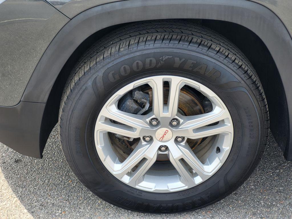 GMC Terrain photo 8