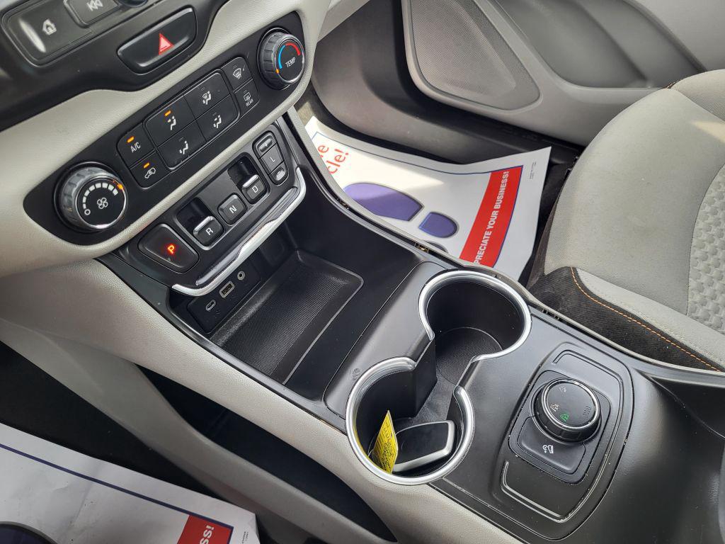 GMC Terrain photo 18